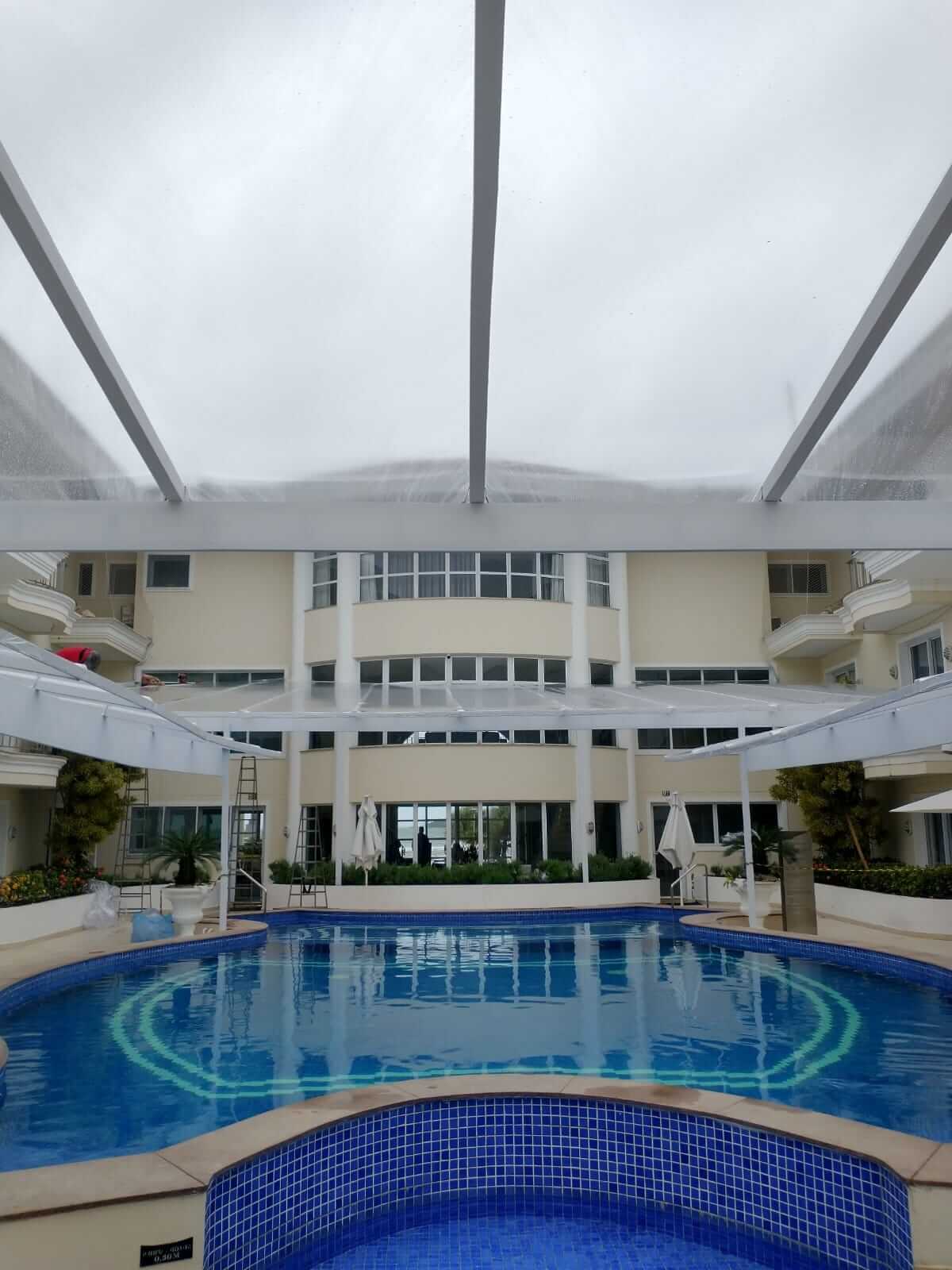 Cobertura área de piscina - Cobertura para piscinas - Cobertura transparente para piscinas em São Paulo e Região Opções Coberturas