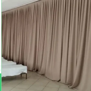 Forração de Salão em Cortinas Para Decoração de Festas e Eventos