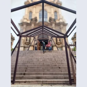 Túnel de acesso a igreja - coberturas para eventos - opcoes coberuras