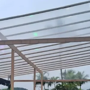 Cobertura estrutura bege e teto transparente Opcoes Coberturas para eventos
